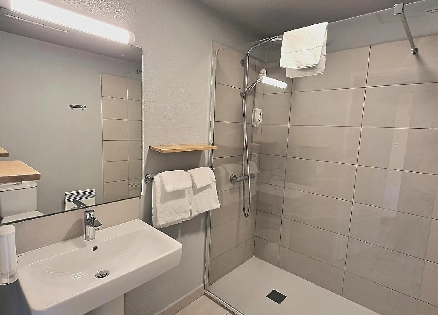 *** Aparthotel Garden & City Lyon - Lissieu France